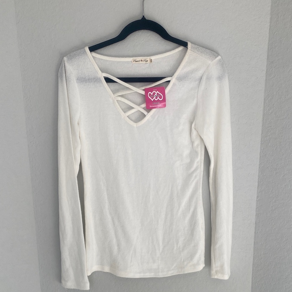 Chic White Long Sleeve Top with Criss-Cross Detail